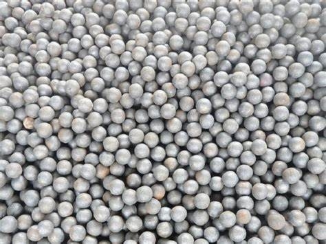 كرة طحن فولاذ مزورة مخصصة 30mm-150mm كرات مطحنة الكرات حمالة الكرات لصناعات الطاقة الأسمنت المنجم